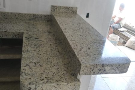 33923544_1738516362860907_7402813199117975552_n